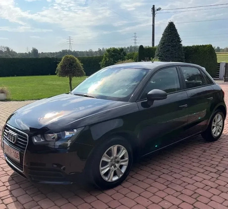 Audi A1 cena 34900 przebieg: 153000, rok produkcji 2013 z Gniezno małe 137